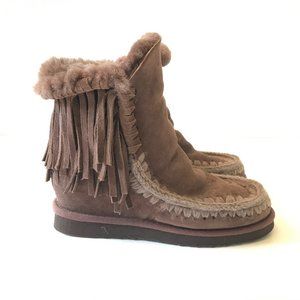MOU Eskimo Fringe Boots Women's 40 10 Brown Shearling Lined Navajo Suede used